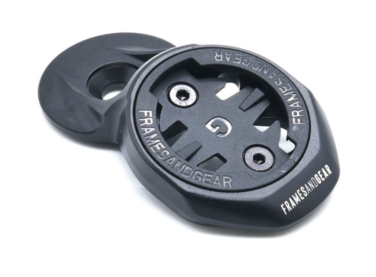 Aerofront Mount for Universal -10° XC Garmin L
