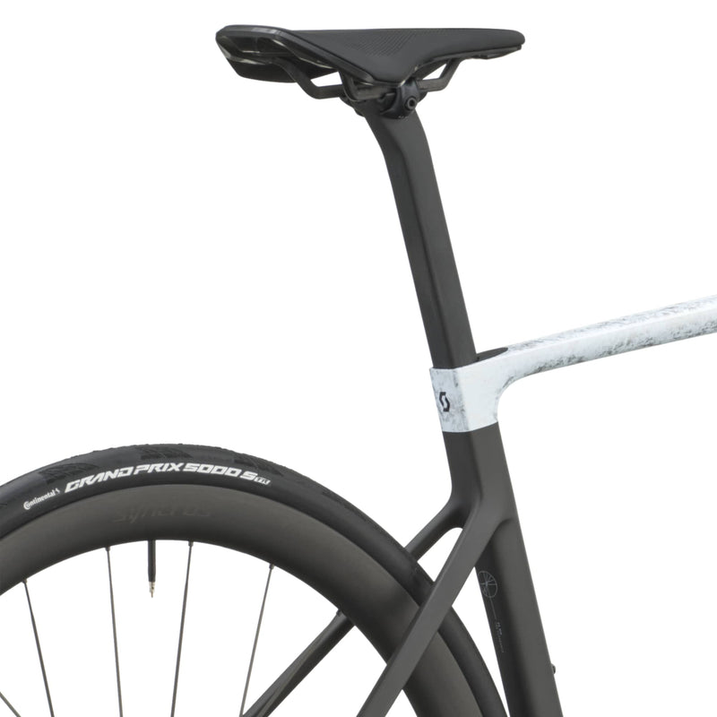 SCOTT Addict RC Pro (2027) - rush white/carbon black