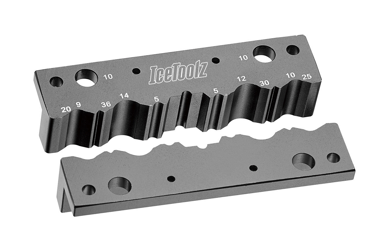 Axle Vice
